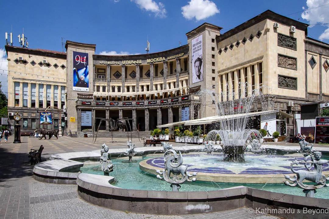 Stylish Apt 2 In City Center Apartment Yerevan Exterior photo